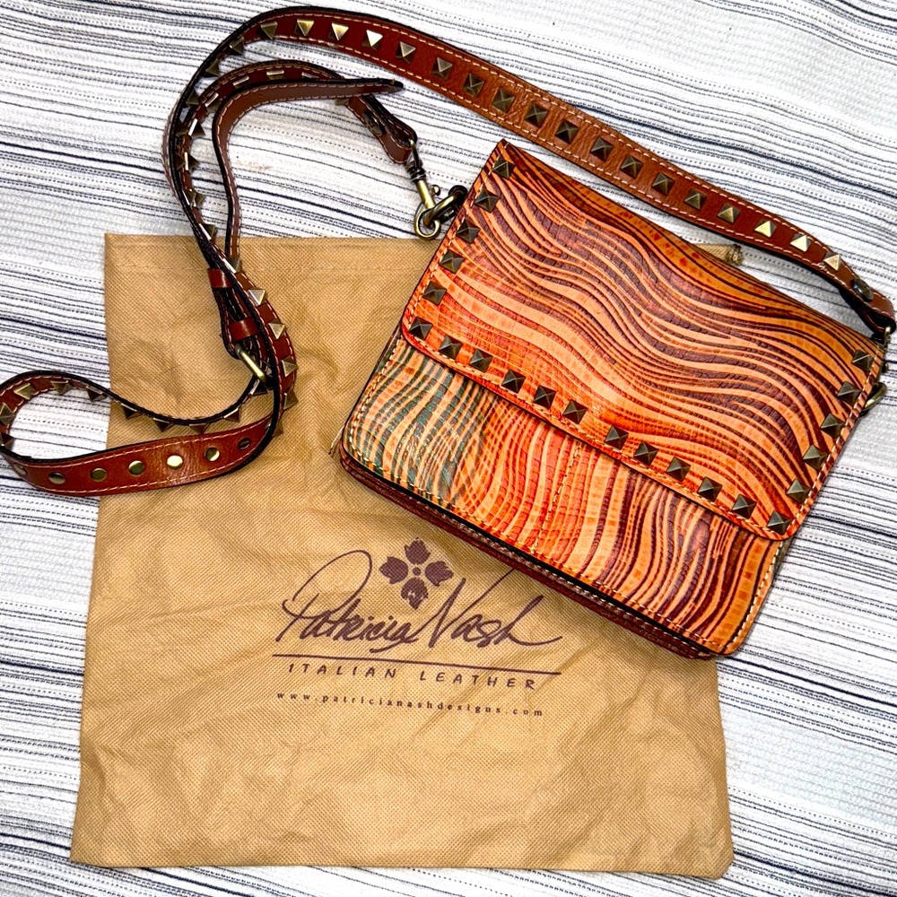 Patricia Nash Wavy Striped Hermosa Studded Crossbody w/dustbag  9” X 7" NWOT